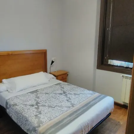 Casa Graciano Apartamento 3 * Onís